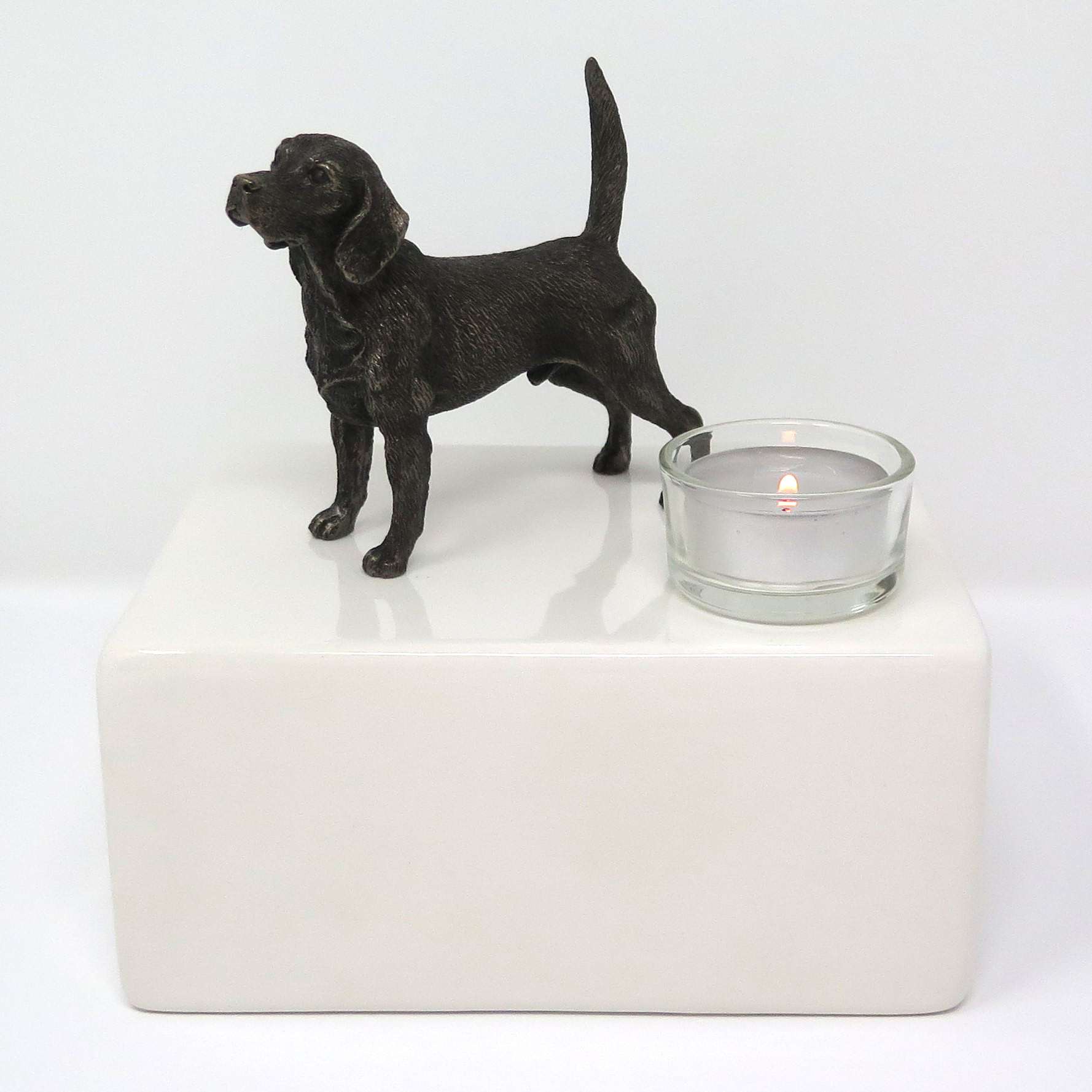 Beagle Urne