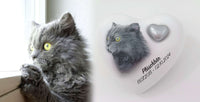 Tierurne in Herzform mit Portrait nach Fotovorlage