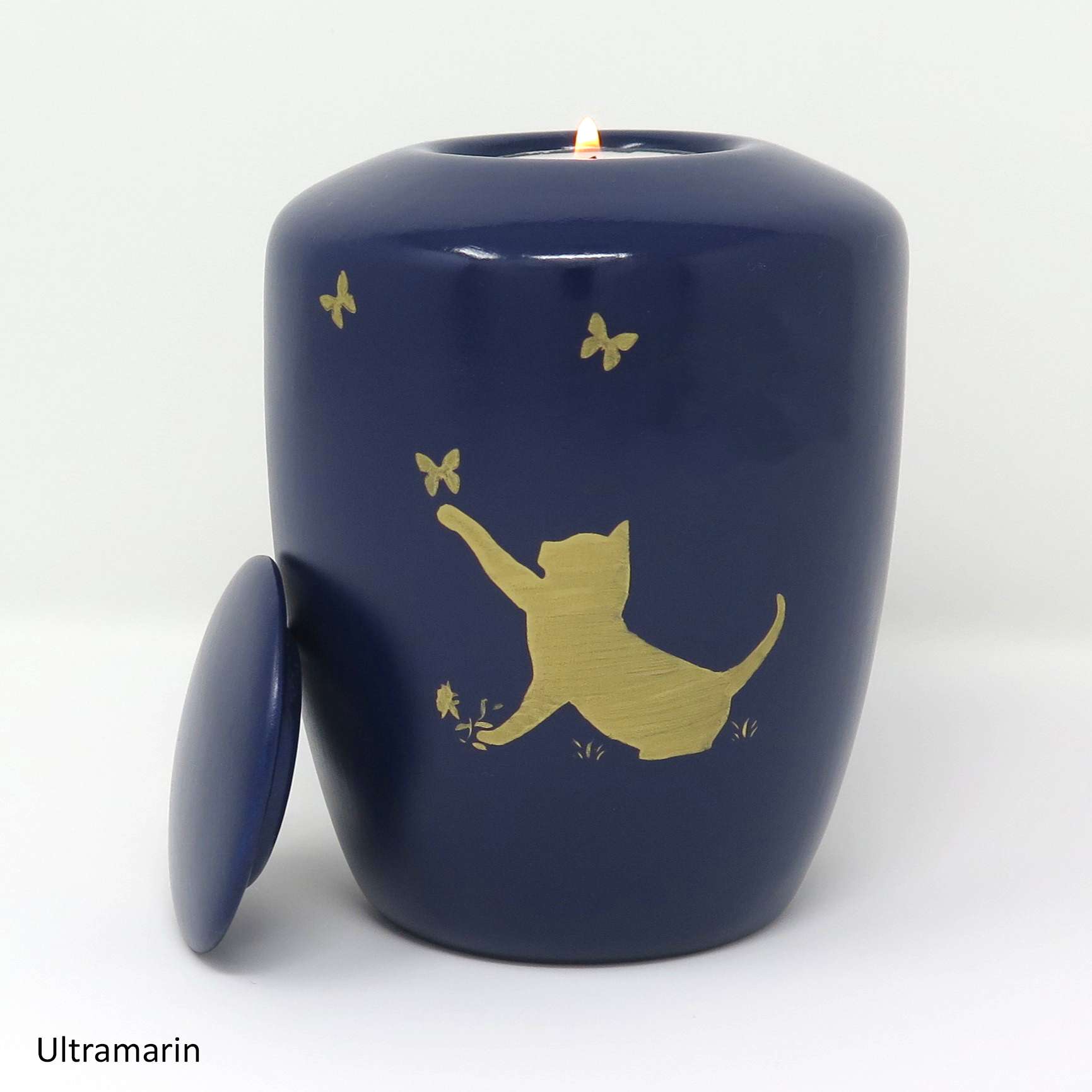 Katzenurne mit Teelichteinsatz, bemalt mit Katze und Schmetterlingen Ultramarin