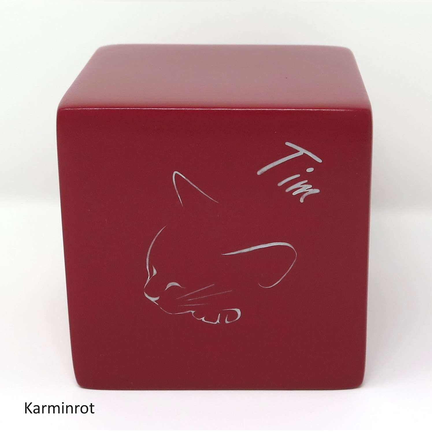 Tierurne in Würfelform mit einer schlafenden Katze bemalt Karminrot