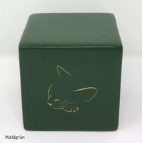 Tierurne in Würfelform mit einer schlafenden Katze bemalt Waldgrün